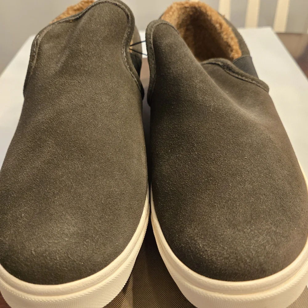 Staheekum Men's New In Box Size 9M Leather Slip-On "Greenwood" Loafers - Picture 7 of 9